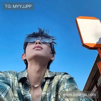 焦冠坦